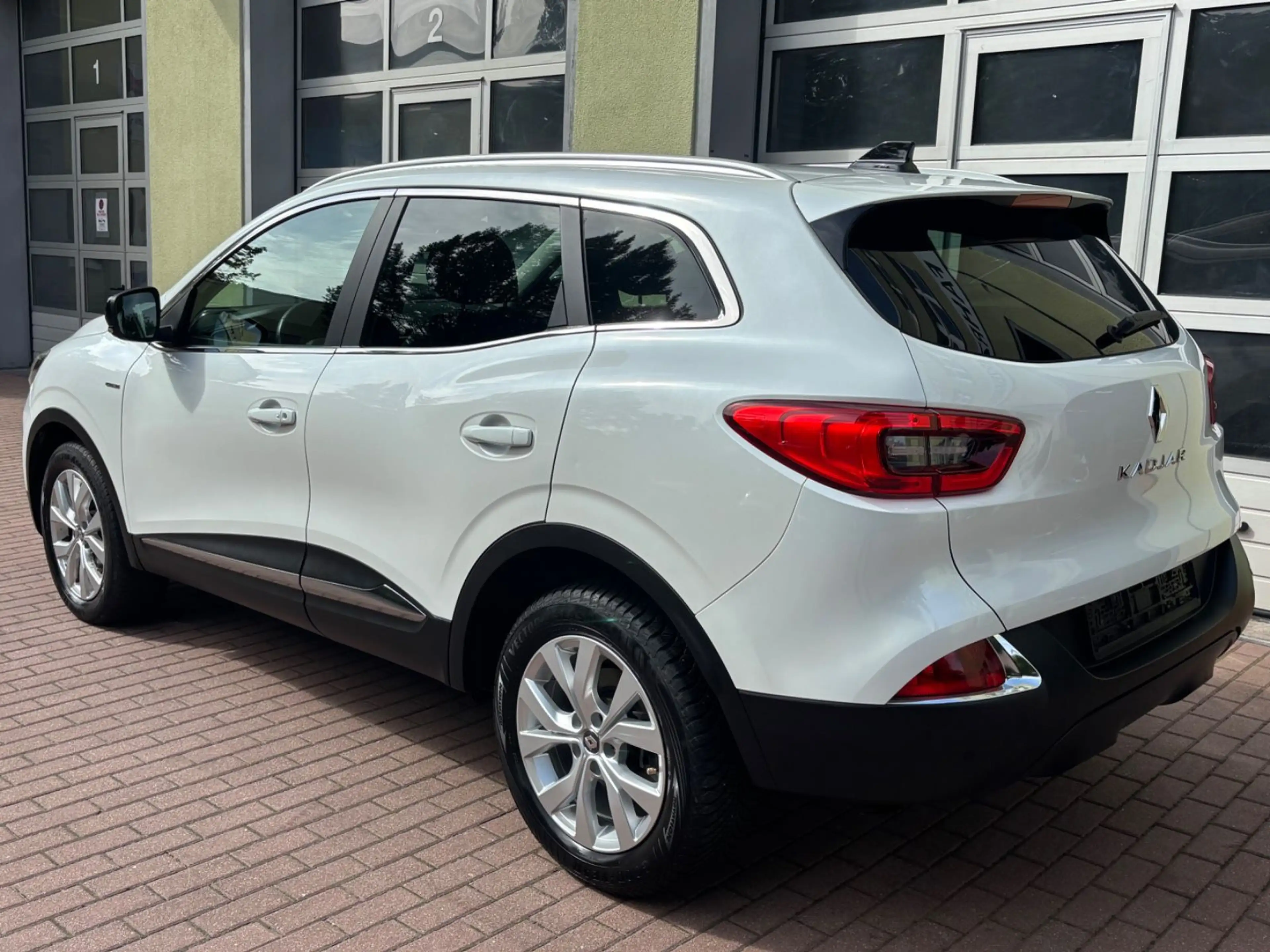 Renault Kadjar Limited 1.2 Autom Klima  Tempomat Sitzhz — photo 15