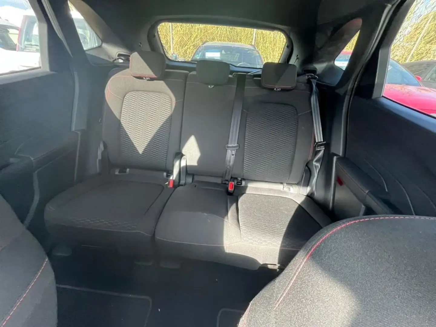Ford Kuga Plug-in Híbrido K2.5 Duratec PHEV ST-Line 4x2 Negro - 2