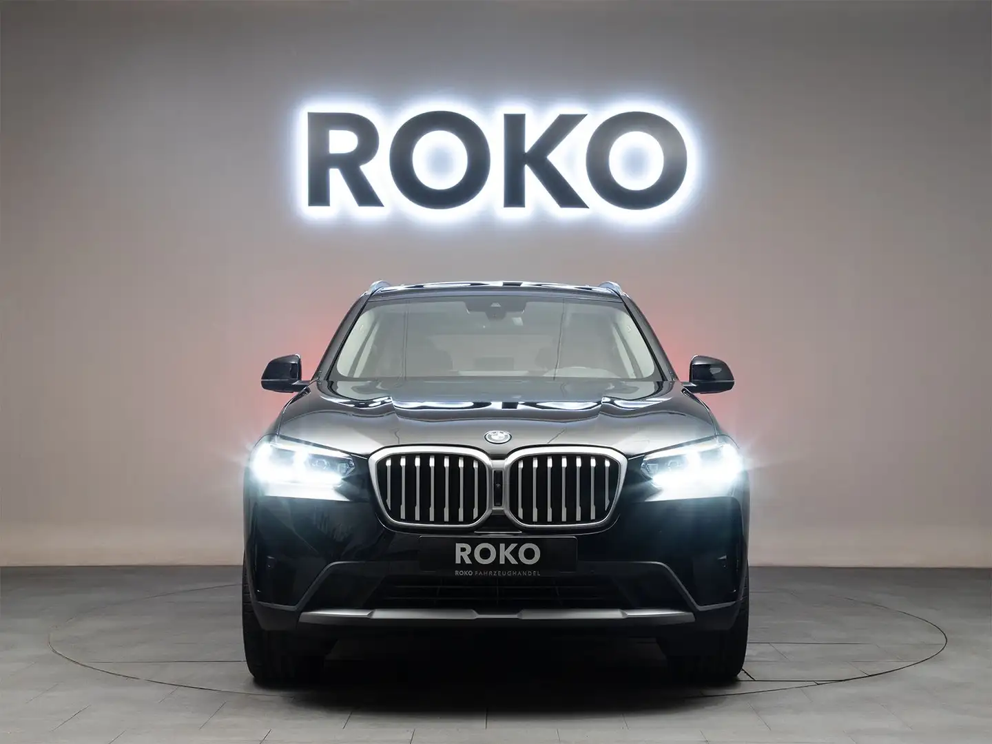 BMW X3 xD 30e Keyless HuD Laser 360°DisKey PANO 1.H Schwarz - 2