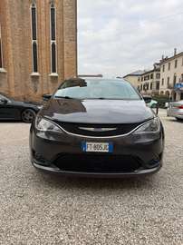 Pacifica 3.6 V6 Limited at9