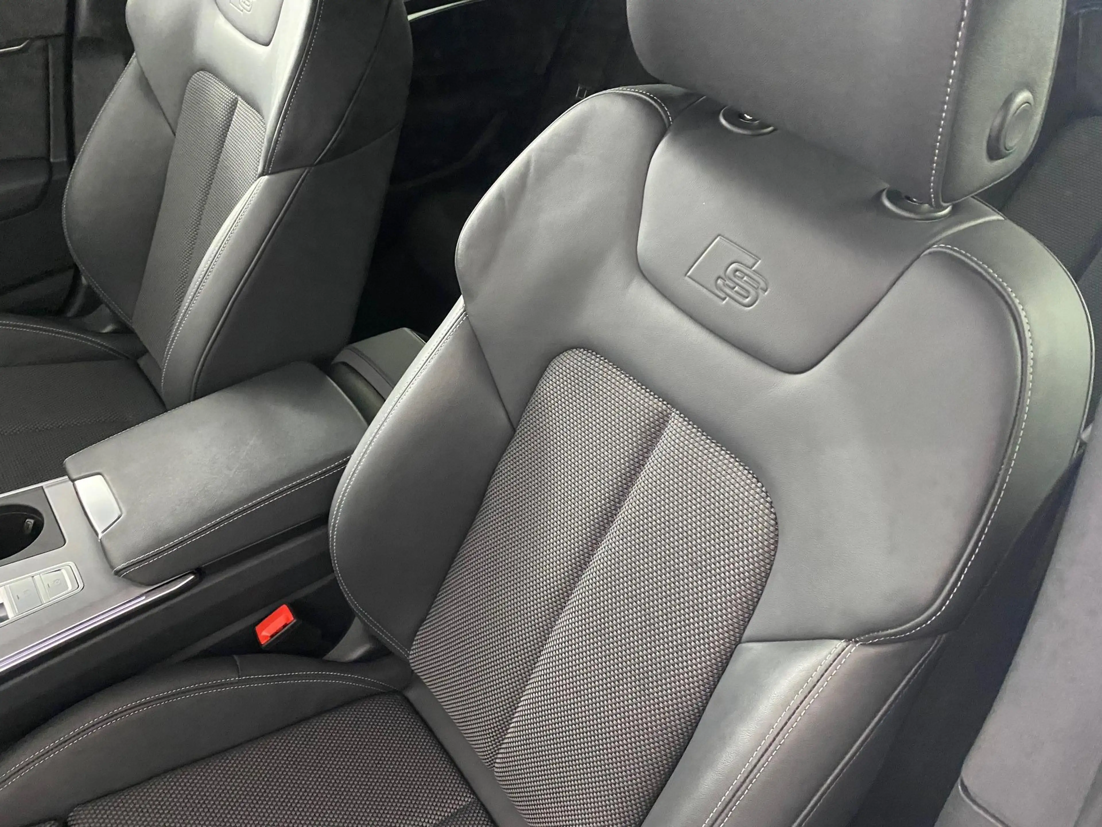 Audi A6 Avant 45 3.0 TDI quattro S line MATRIX*NAVI*ACC... — photo 19