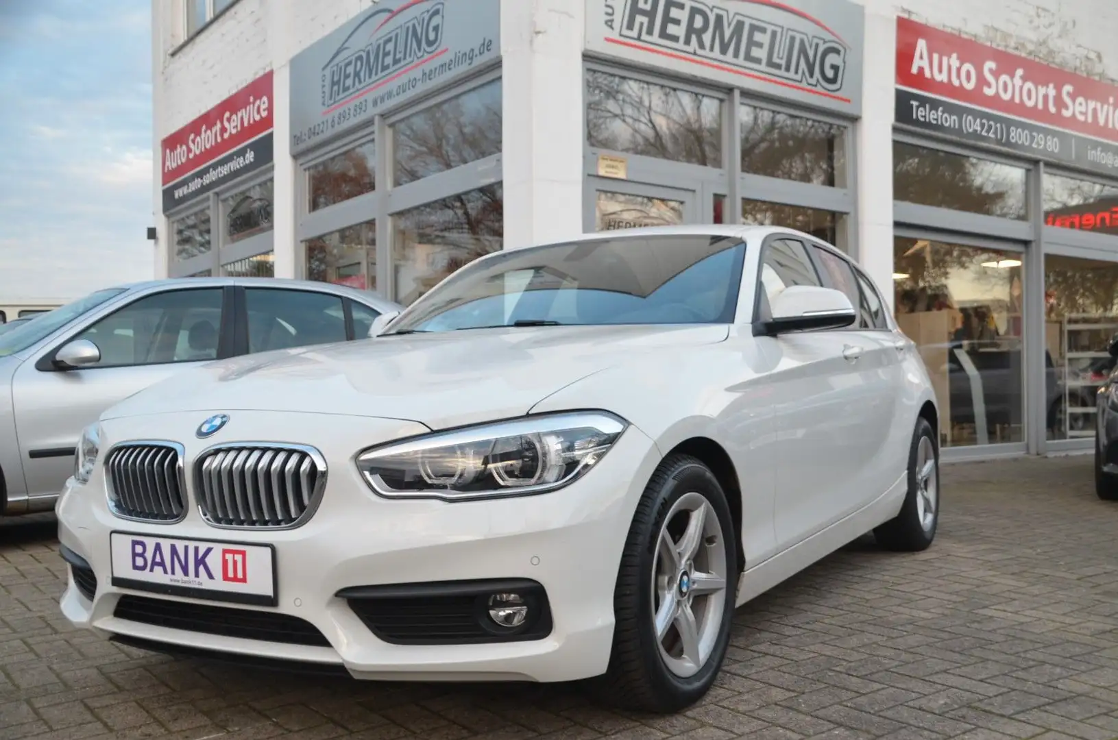 BMW 118 i Advantage Blanc - 1