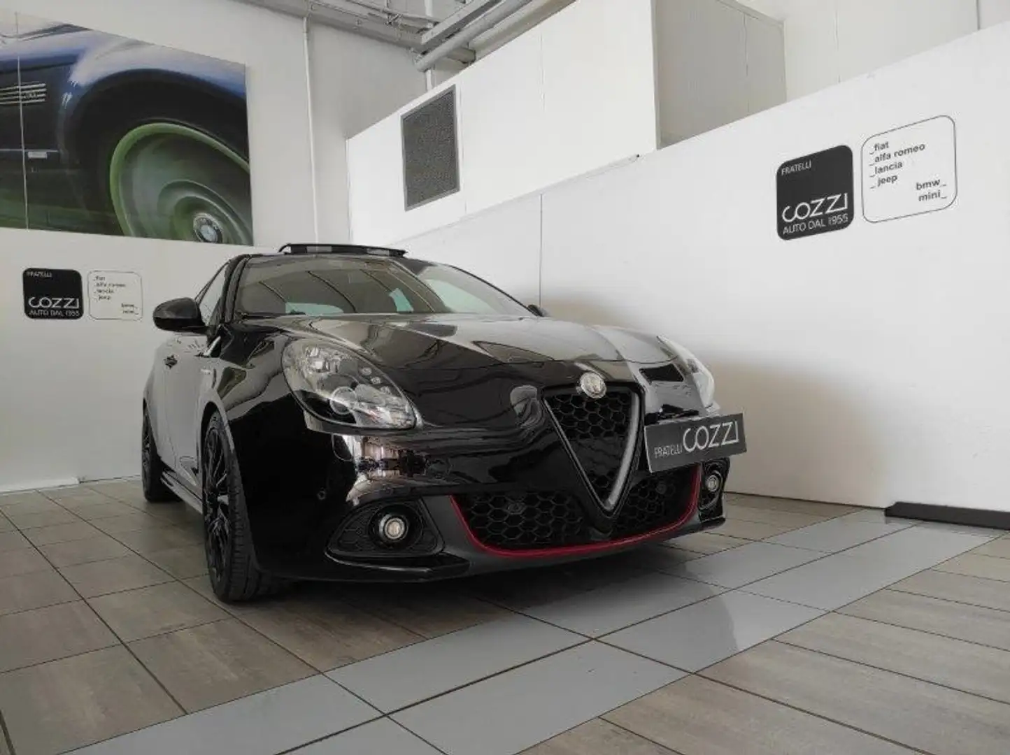 Alfa Romeo Giulietta (2010-21) - Giulietta 1750 Turbo TCT Veloce Zwart - 1