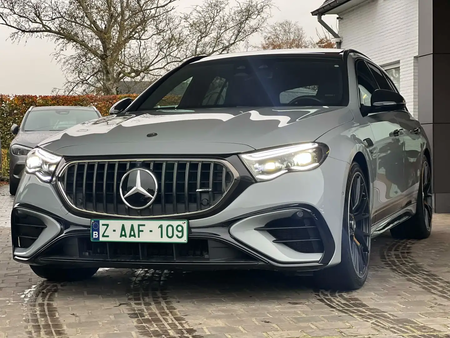 Mercedes-Benz E 53 AMG AMG E 53 T HYBRID 4M+ AMG 9G AMG Edition 1 panodak Grau - 1