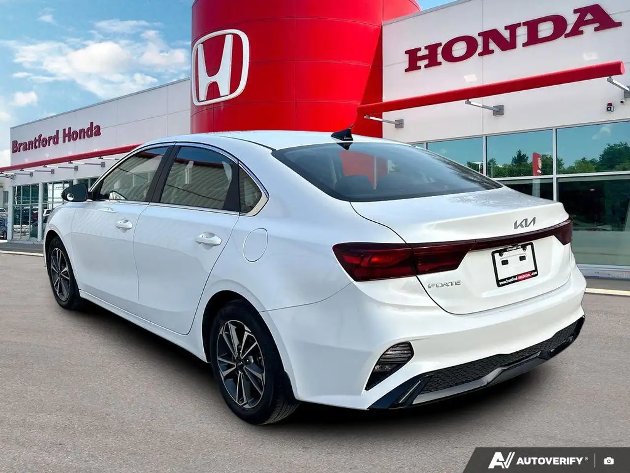 Kia Forte снимка Kia Forte