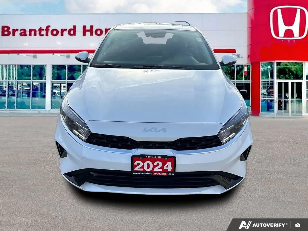 Kia Forte снимка Kia Forte