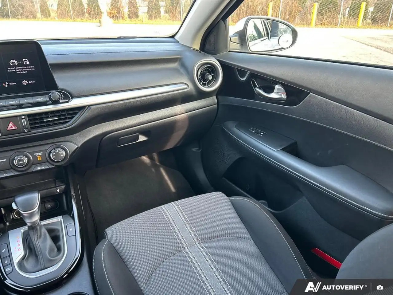 Kia Forte снимка Kia Forte