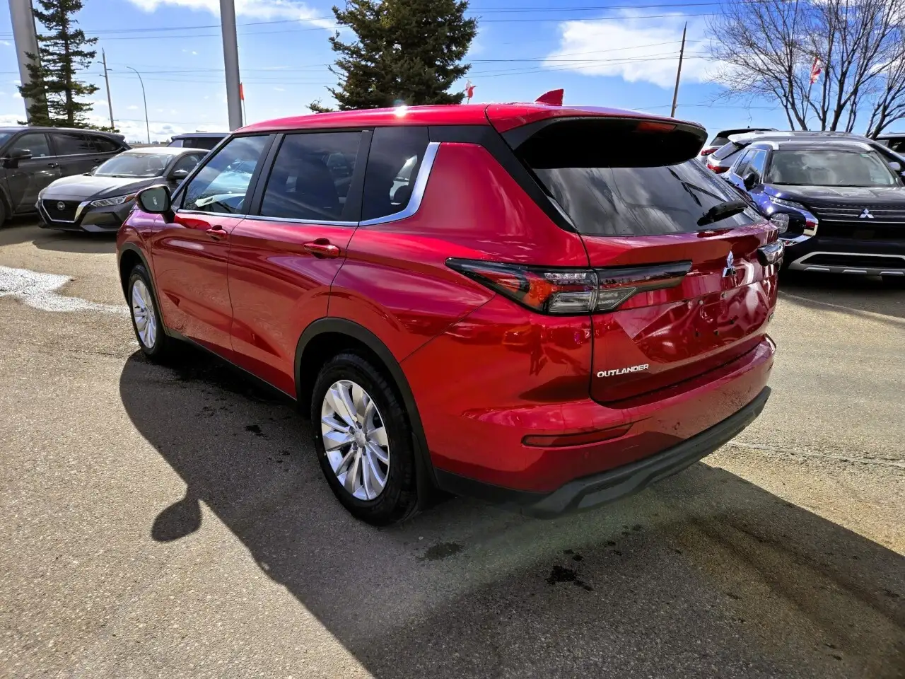 Mitsubishi Outlander снимка Mitsubishi Outlander