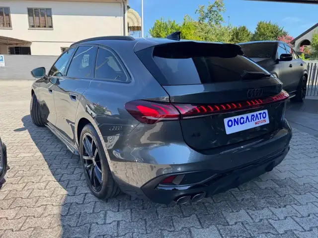 Audi A5 view 5