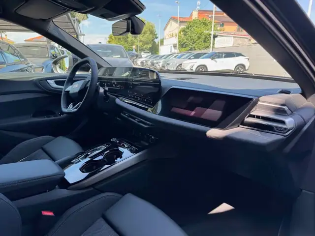 Audi A5 view 11