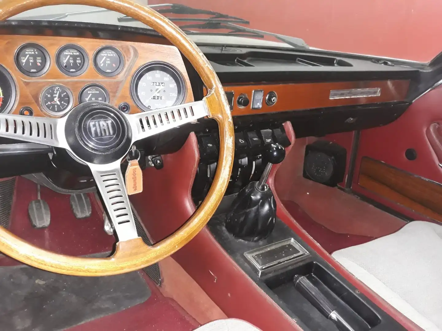 Fiat Dino 2400 - 1