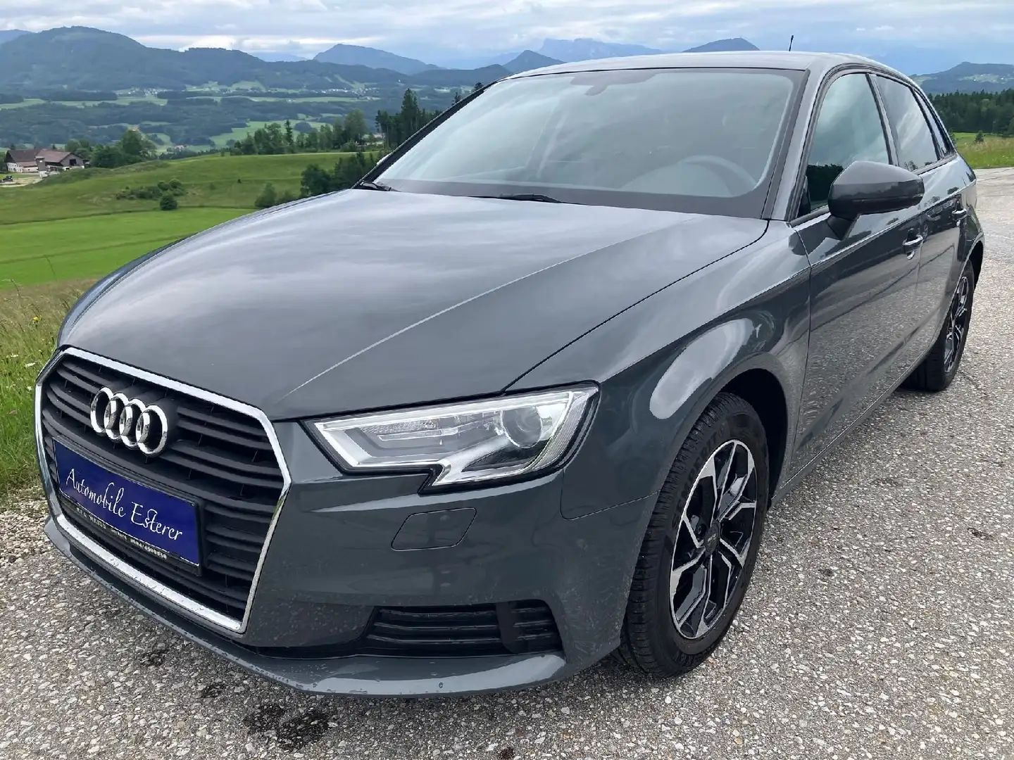 Audi A3 2,0 TDI,  Xenon, Alu, 8-fach bereift, Klima, MMI Gris - 1
