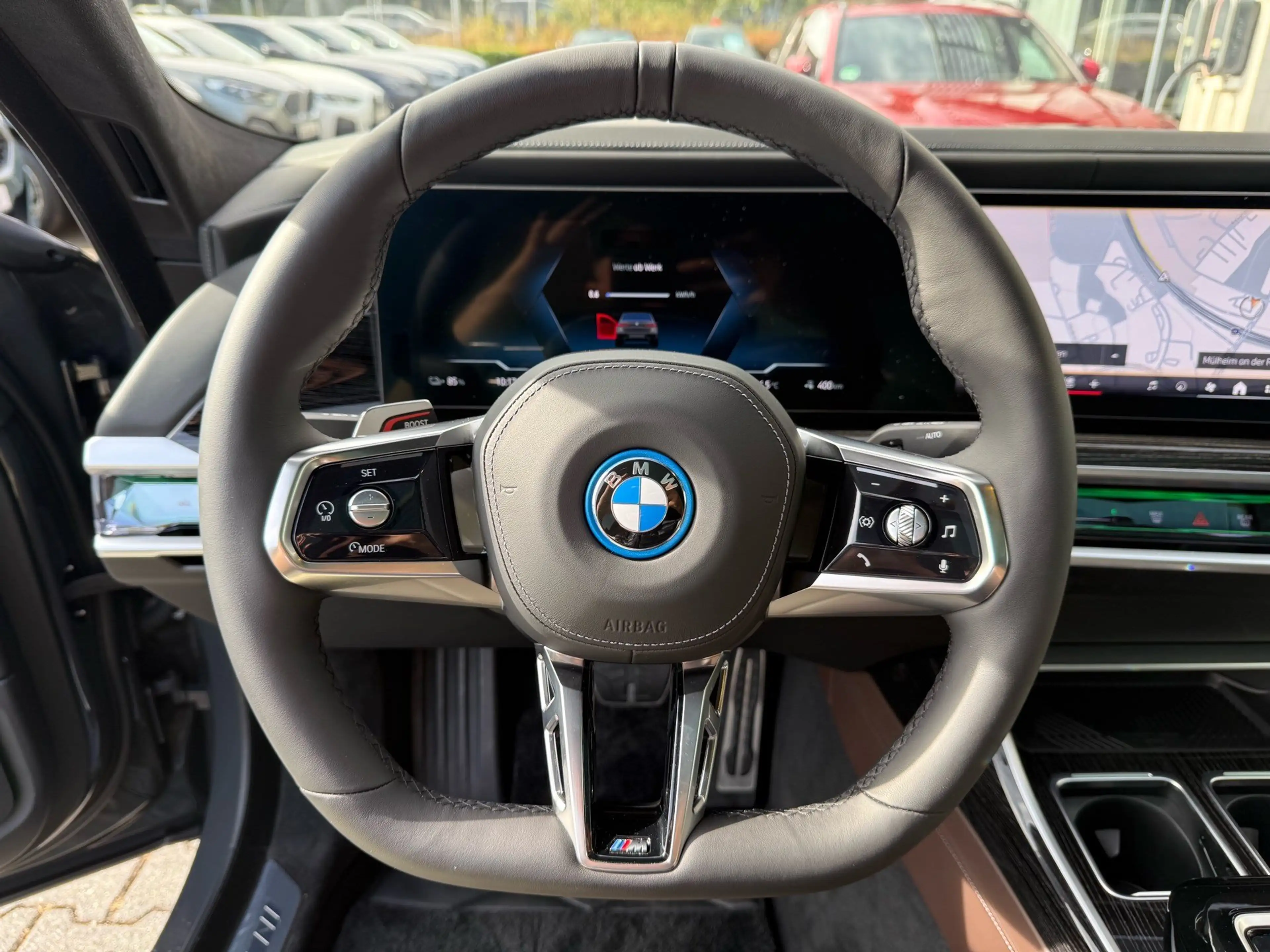 BMW i7 xDrive60 M Sportpaket //B&W Panorama HUD 360*Kamer — photo 12