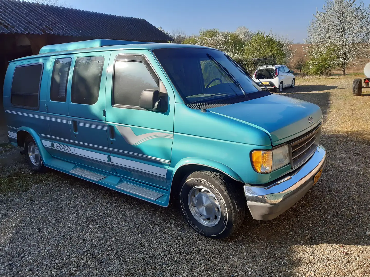 Ford Econoline E-150 Verde - 2