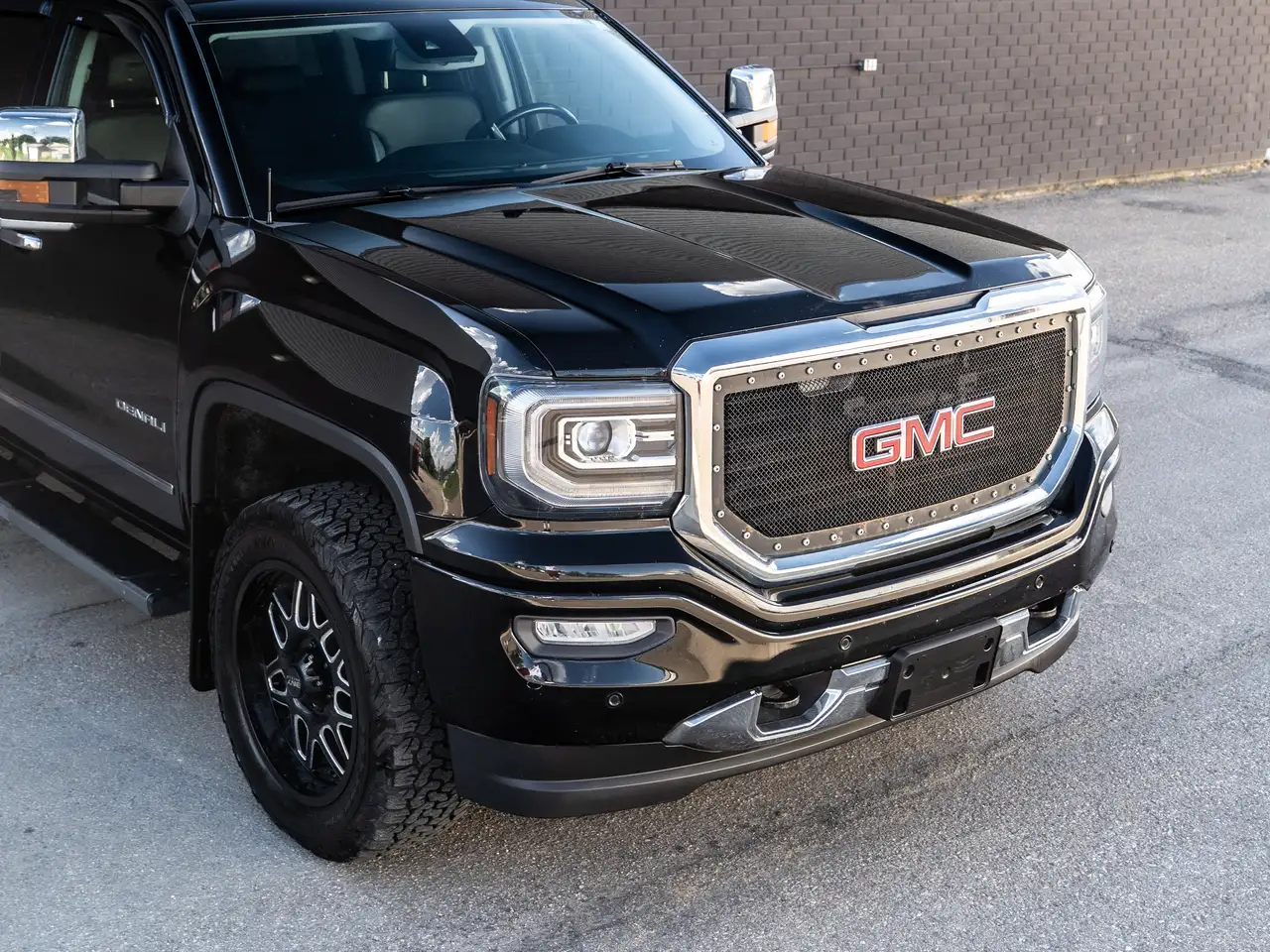 GMC Sierra 1500 fotografie GMC Sierra 1500