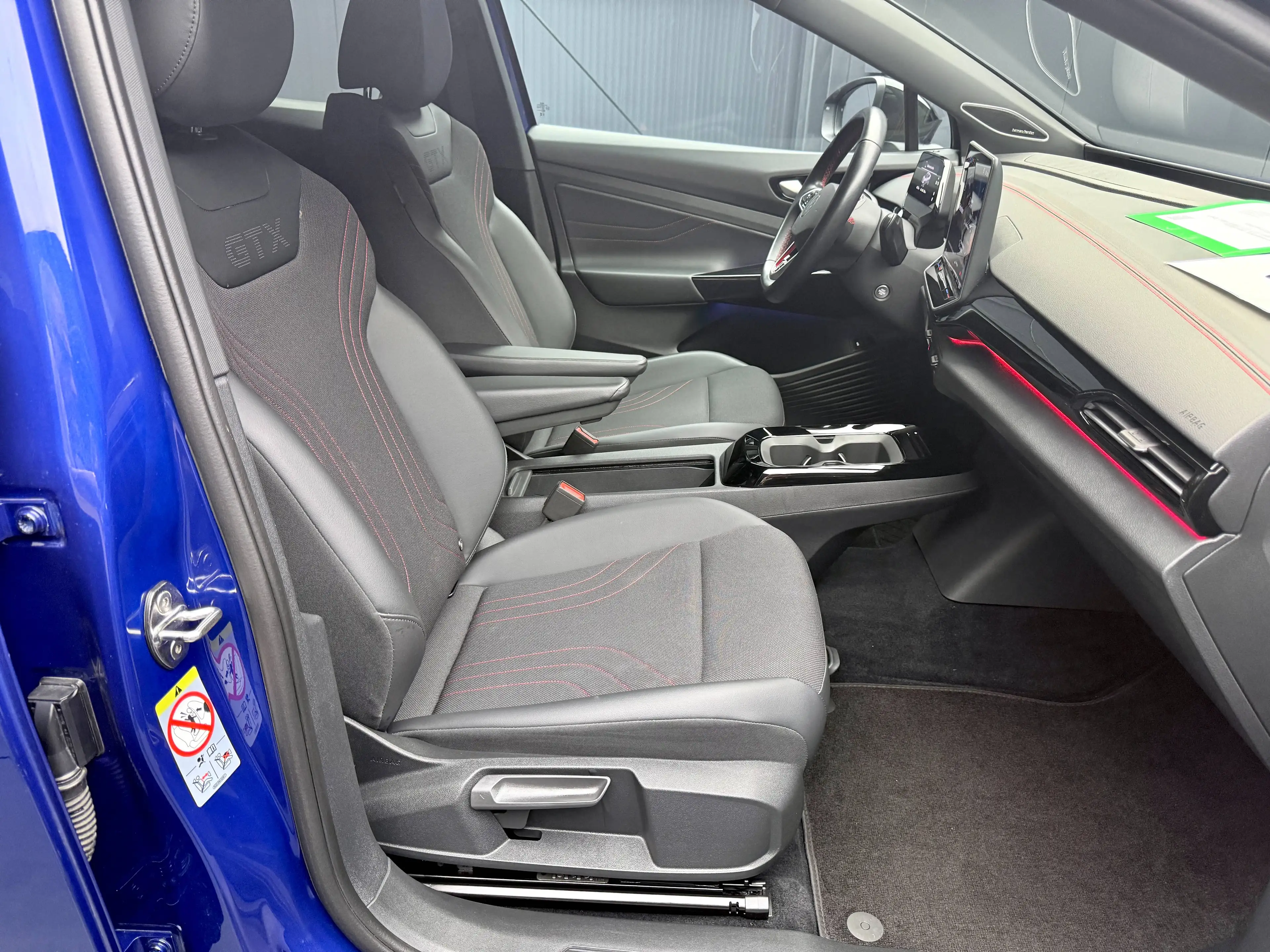 Volkswagen ID.5 GTX 250 kW 4Mot. Sport-Paket Plus*Wärmepumpe*AHK*H&K* — photo 14