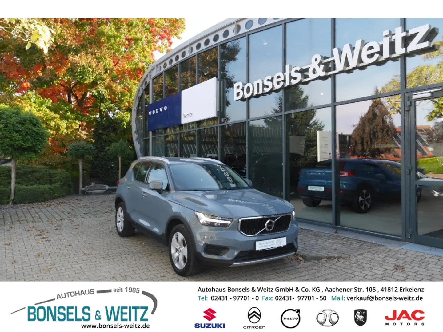 Volvo XC40 Momentum 2WD EU6d T3 AUTOMATIK Navi Digitales Cock Grau - 1
