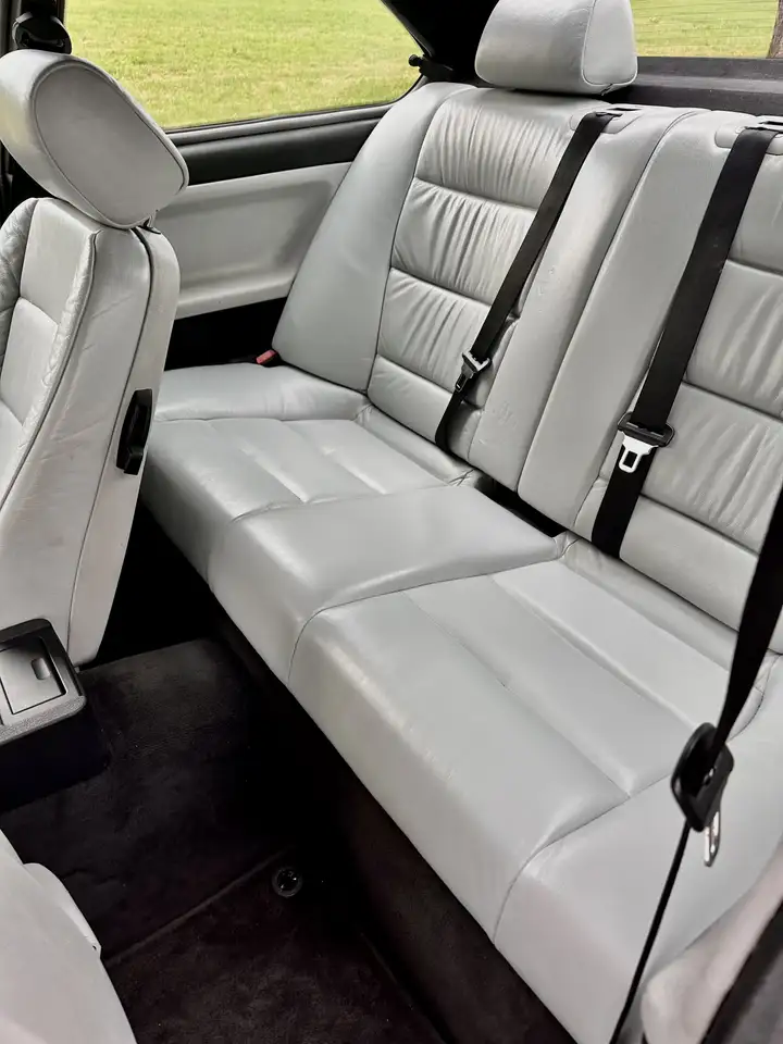BMW 320i, foto 9