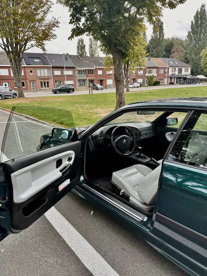 BMW 320i, foto 7