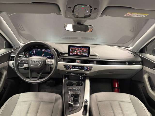 Audi A4 — photo 9