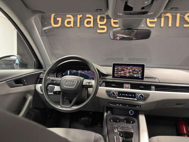 Audi A4 — photo 10