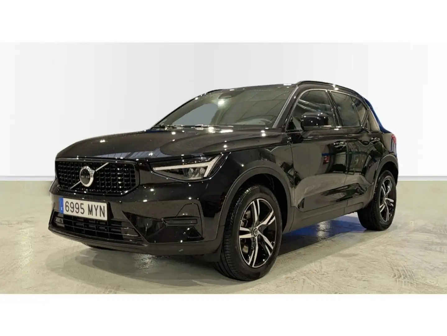 Volvo XC40 B3 Plus Aut. Negro - 1