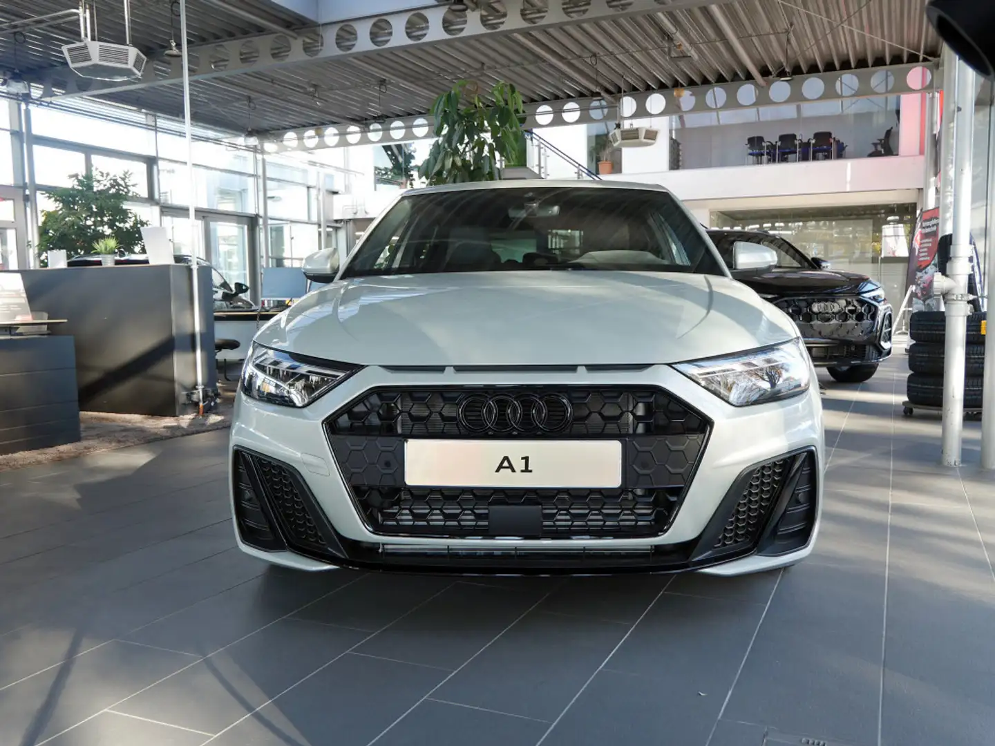 Audi A1 Sportback 40 TFSI S line KAMERA ACC LED Silber - 2