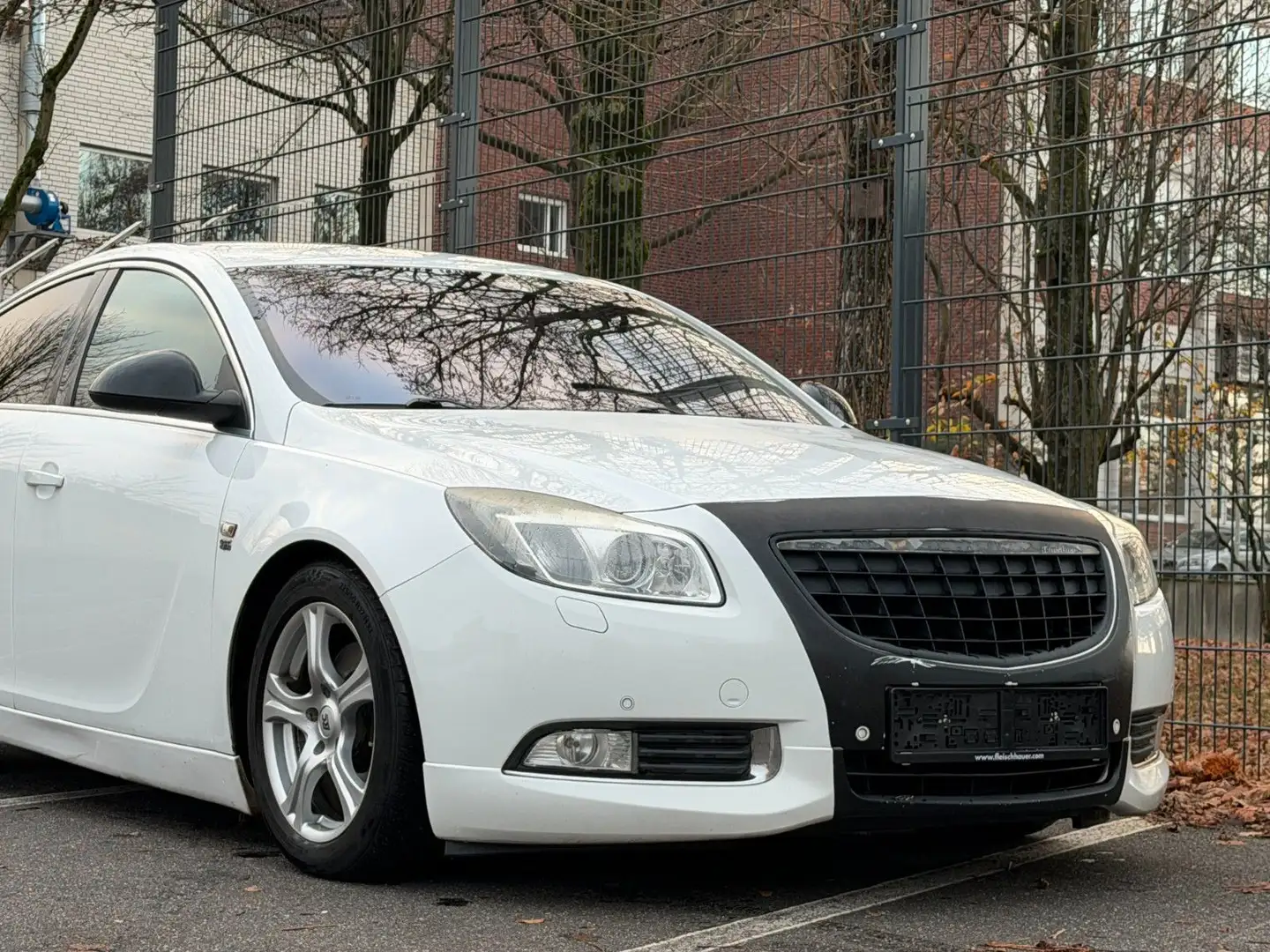Opel Insignia Sport OPC Leder LED Navi Weiß - 1