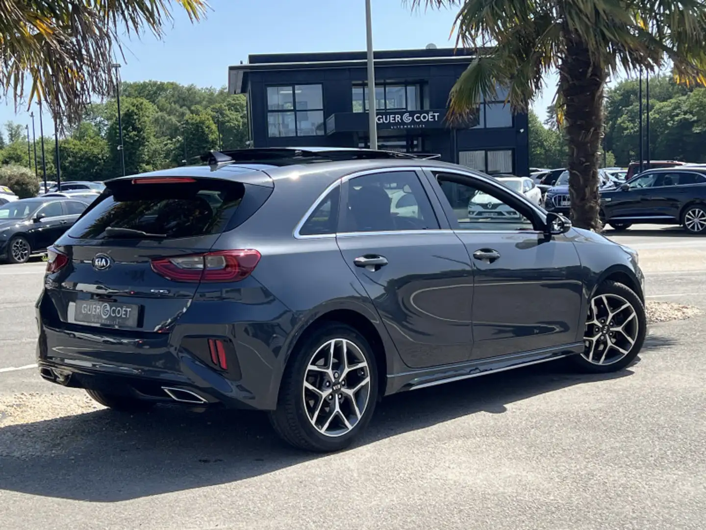 Kia Ceed / cee'd 1.4 T-GDI 140CH GT LINE DCT7 Grijs - 2