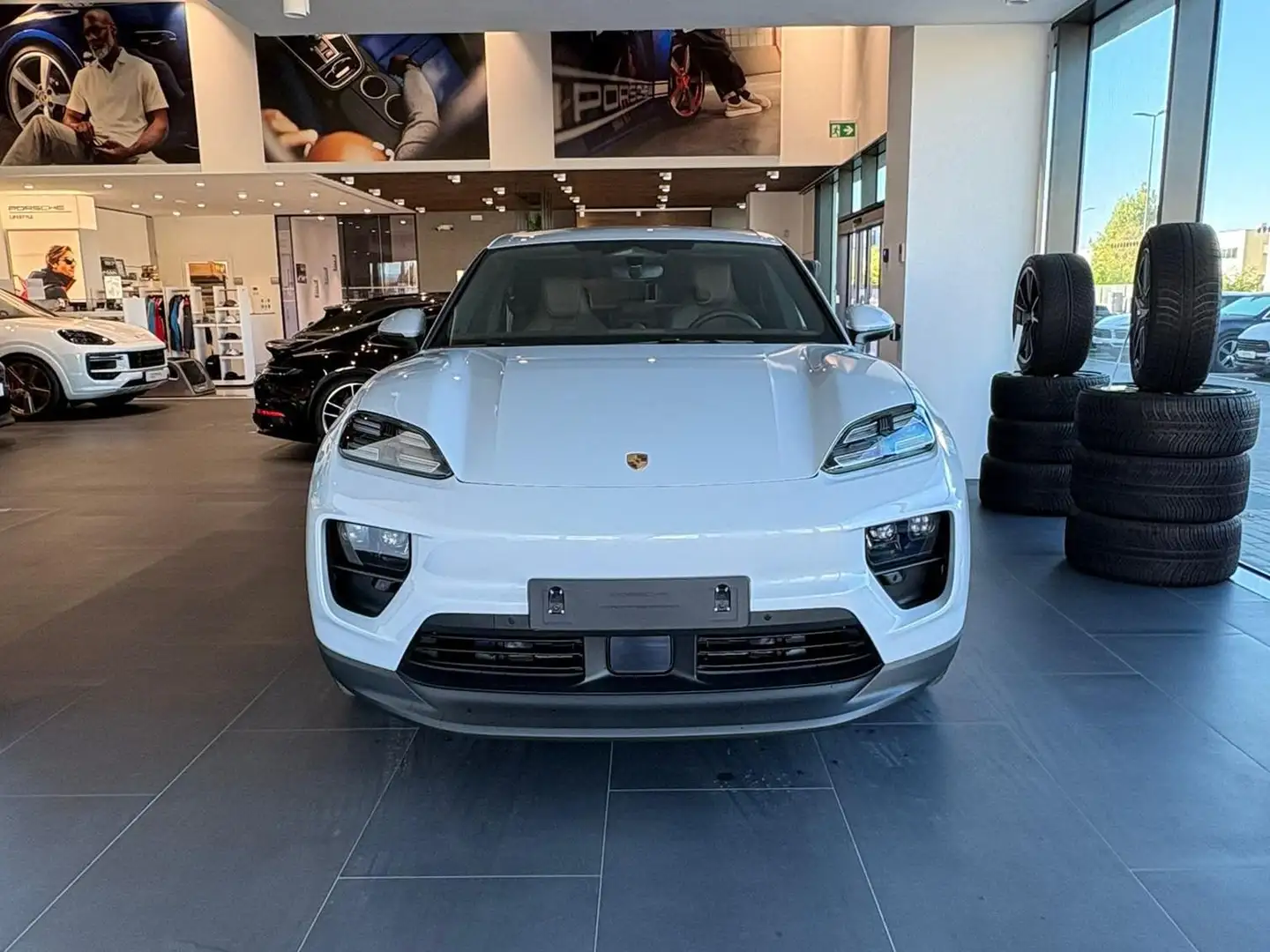 Porsche Macan 4 In pronta consegna , Ufficiale Grigio - 2