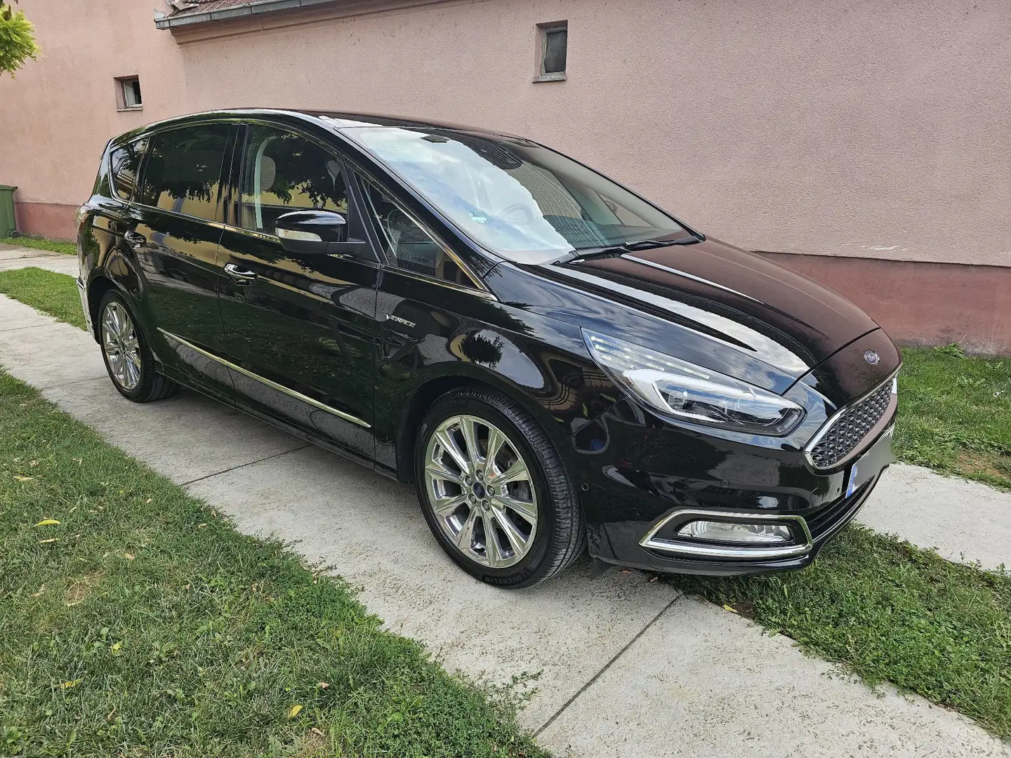 Ford S-Max 2.0 EcoBlue Aut. Vignale Schwarz - 2