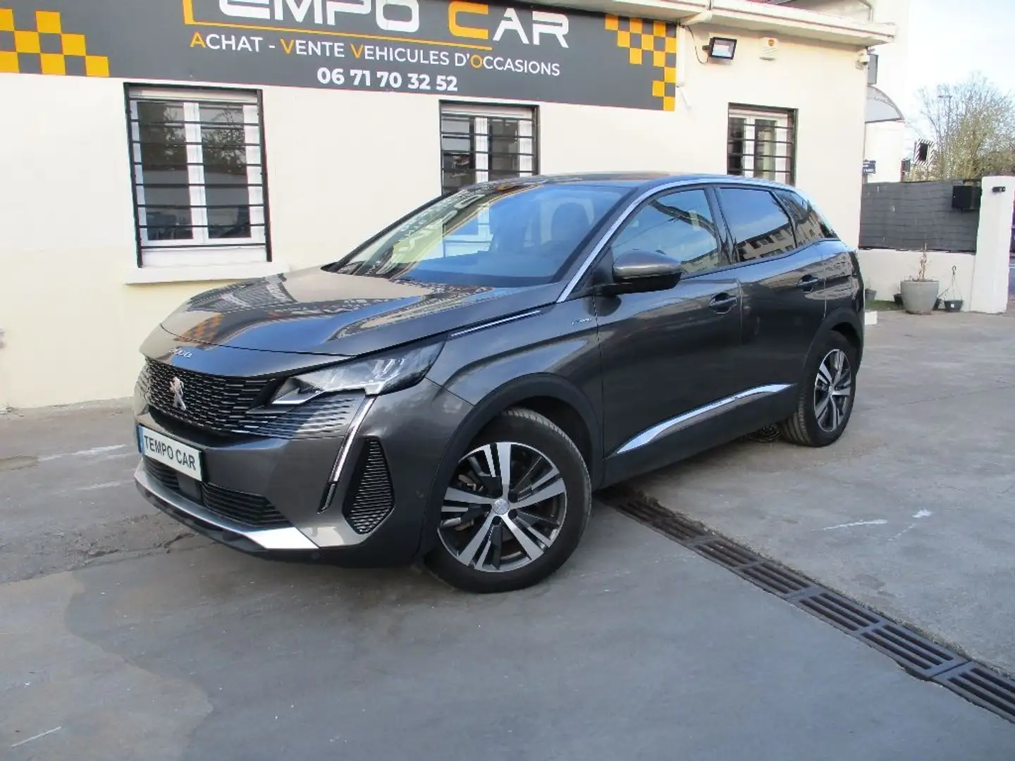 Peugeot 3008 Hybrid 225 e-EAT8 Allure - 1