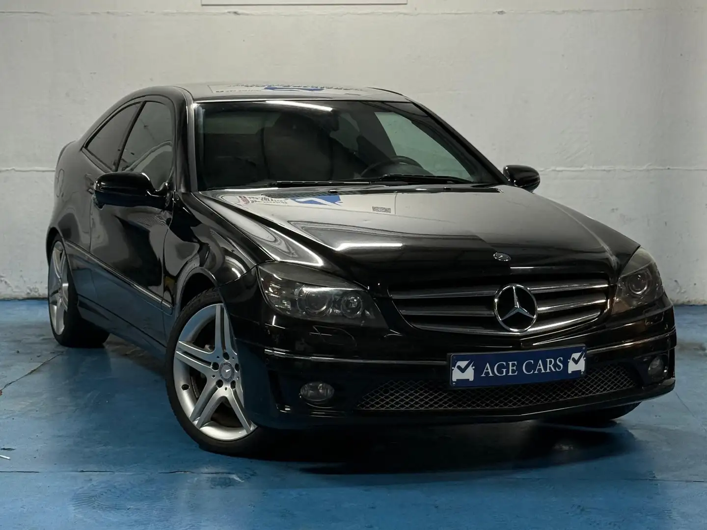 Mercedes-Benz C 230 C 230 AMG-LINE Coupe Sport Schwarz - 2