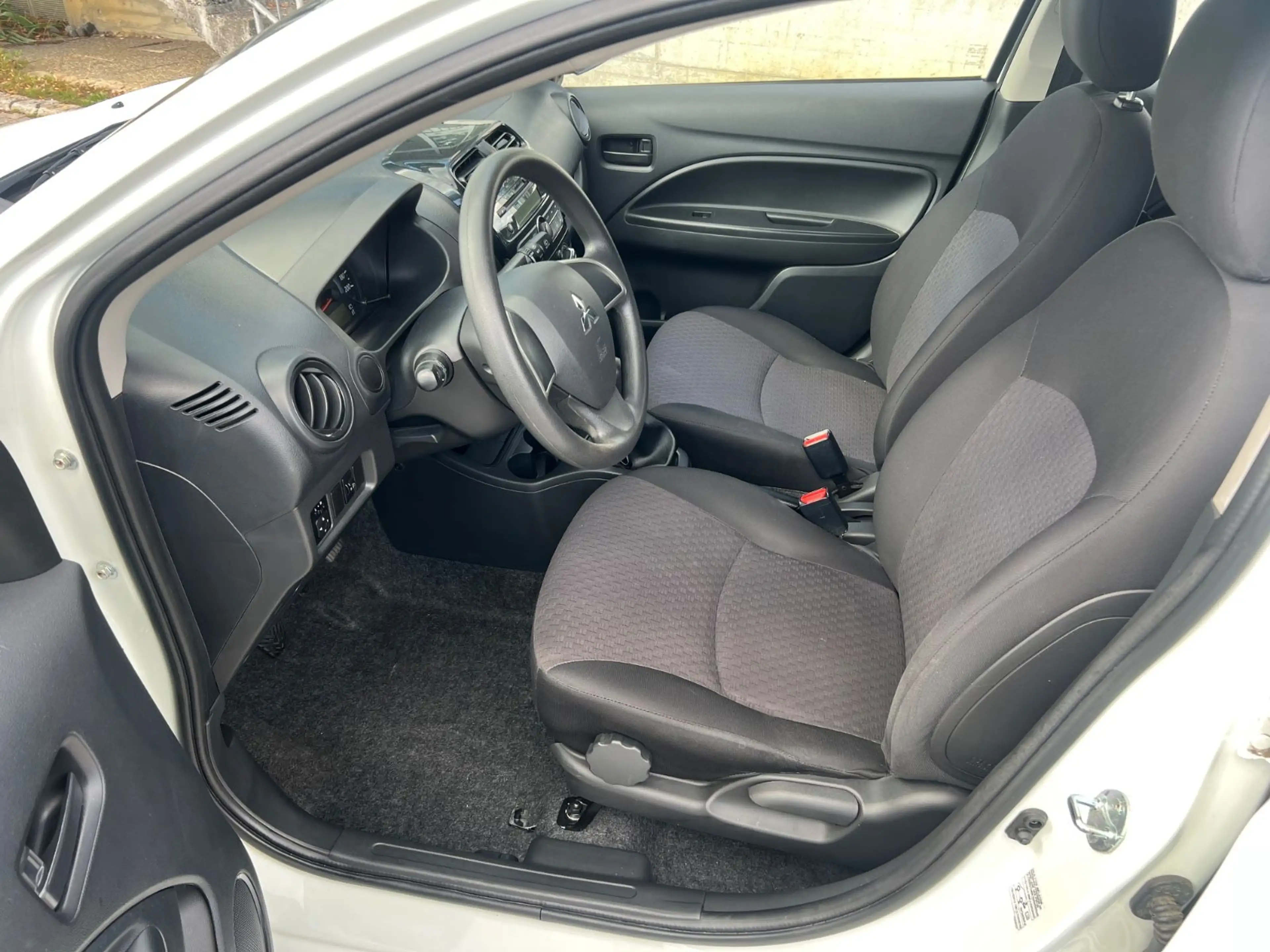 Mitsubishi Space Star Active/PDC/KLIMA/1-HAND/SERVICE-NEU° — photo 7
