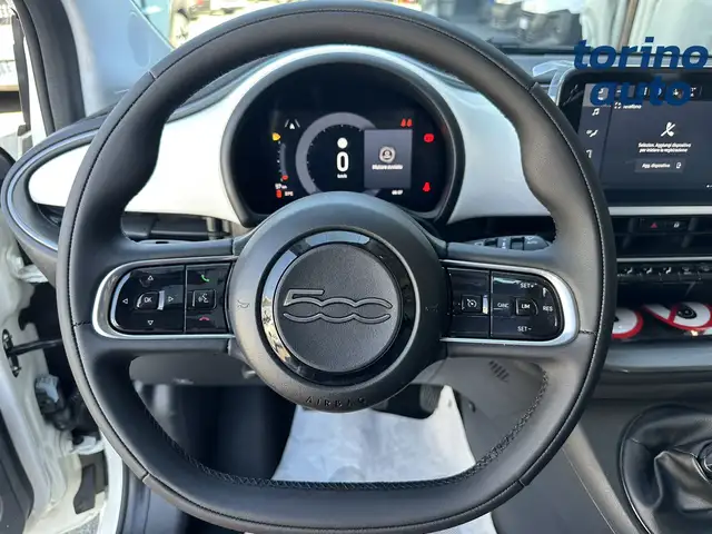 Fiat 500 view 11