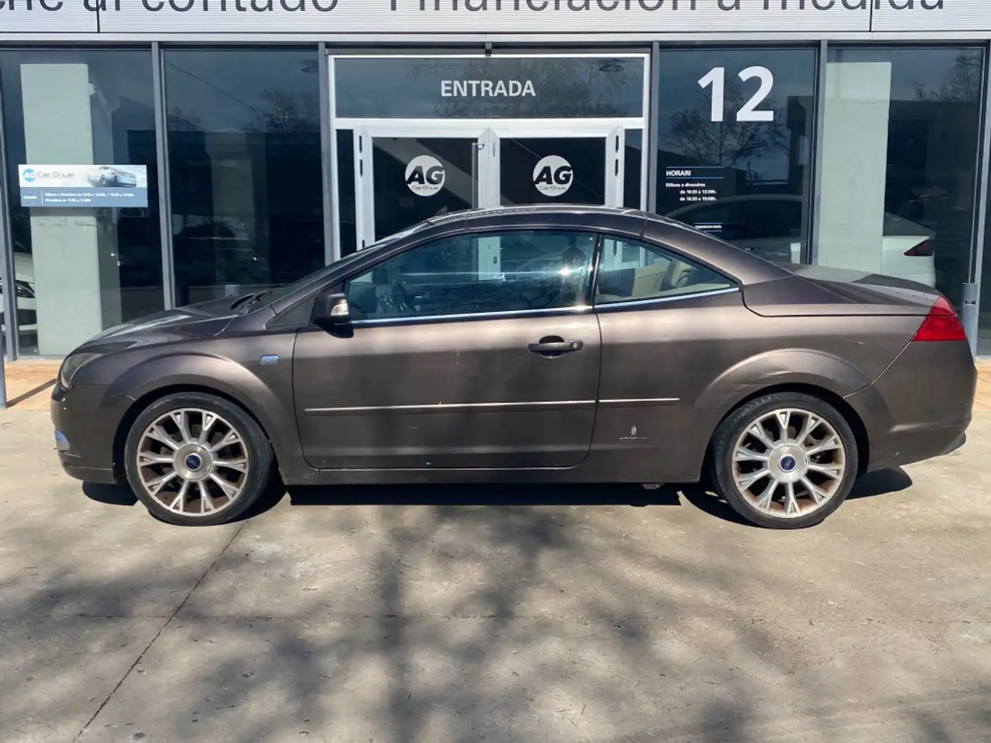 Ford Focus 2.0TDCi Trend Hnědá - 2