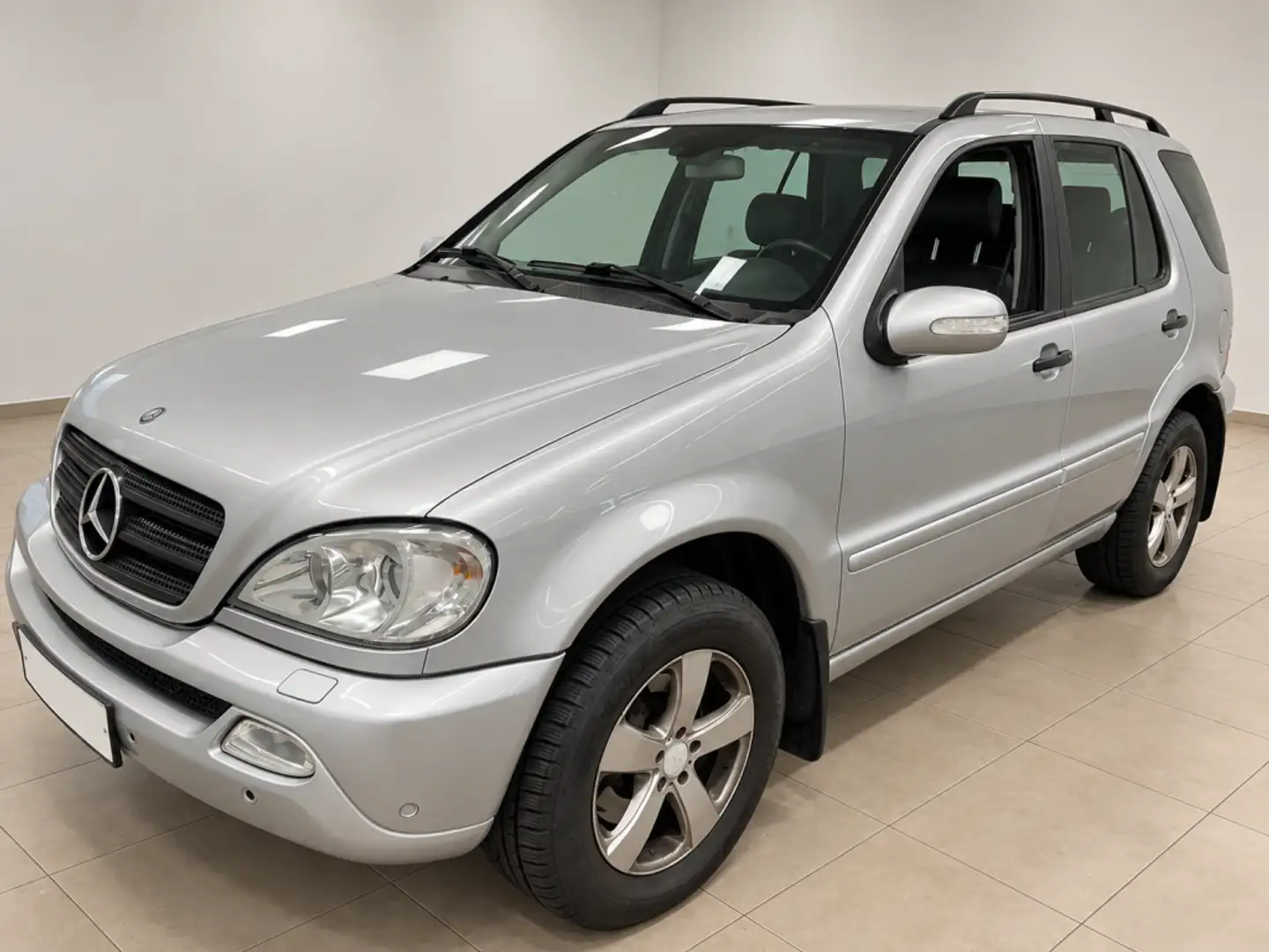 Mercedes-Benz ML 270 270CDI Plateado - 1
