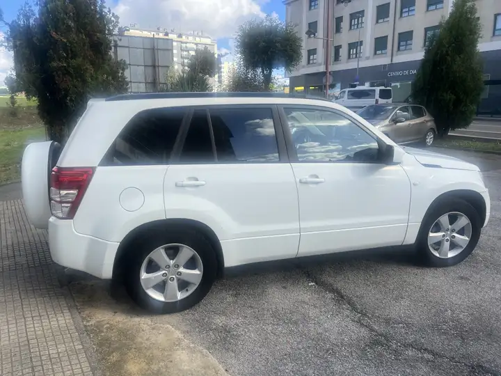 Suzuki Grand Vitara 1.9 DDiS JLX-El City 2012, foto 2