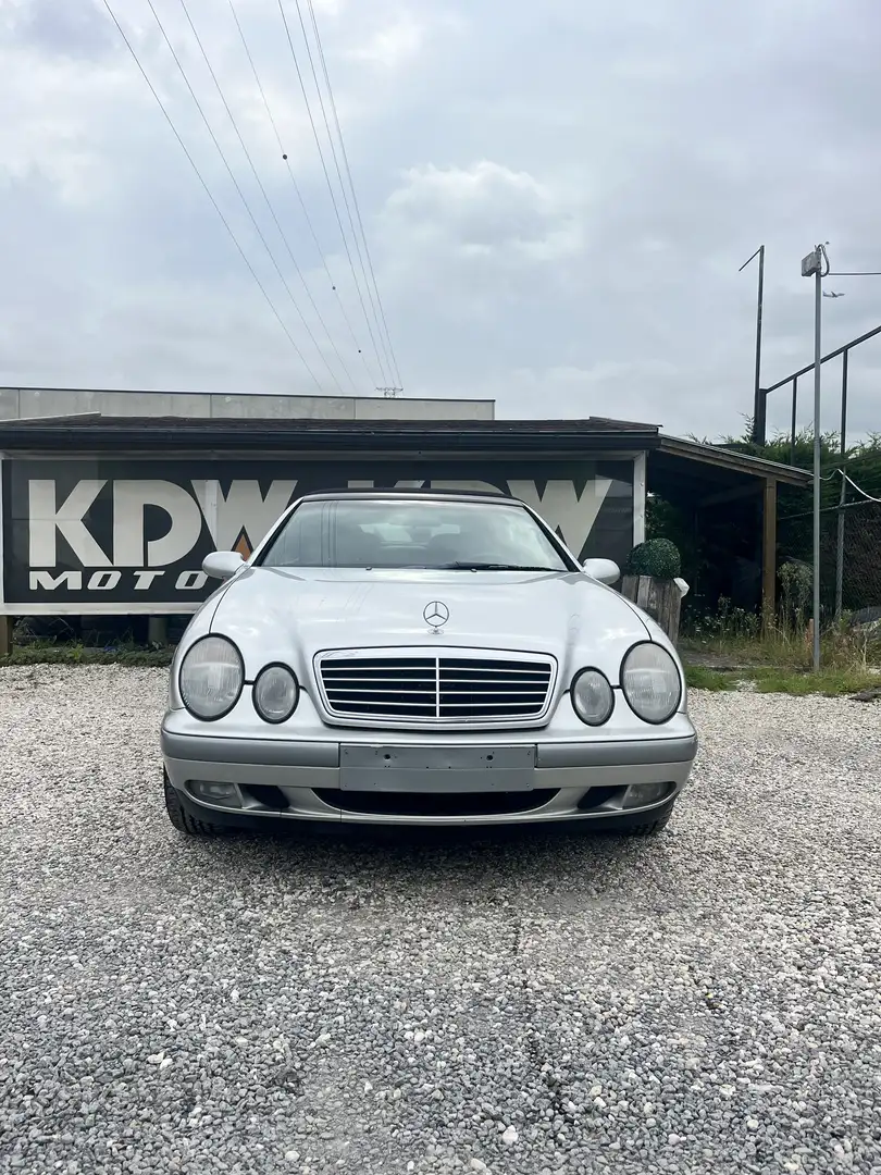 Mercedes-Benz CLK 200 Cabrio Elegance Zilver - 2