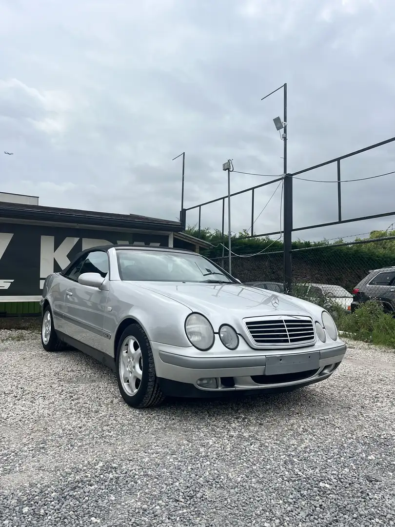 Mercedes-Benz CLK 200 Cabrio Elegance Срібний - 1