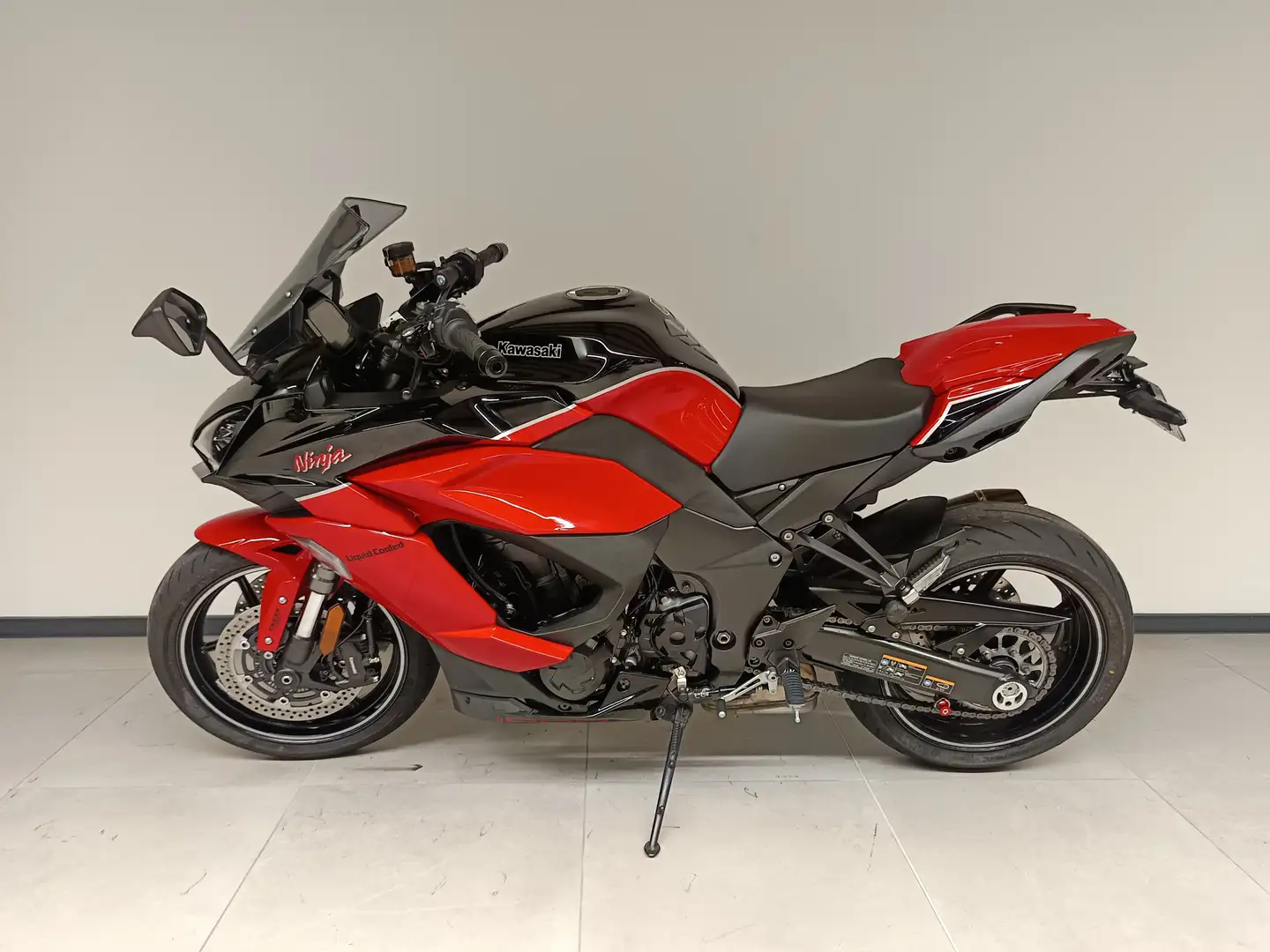 Kawasaki Ninja 1000SX Roşu - 2