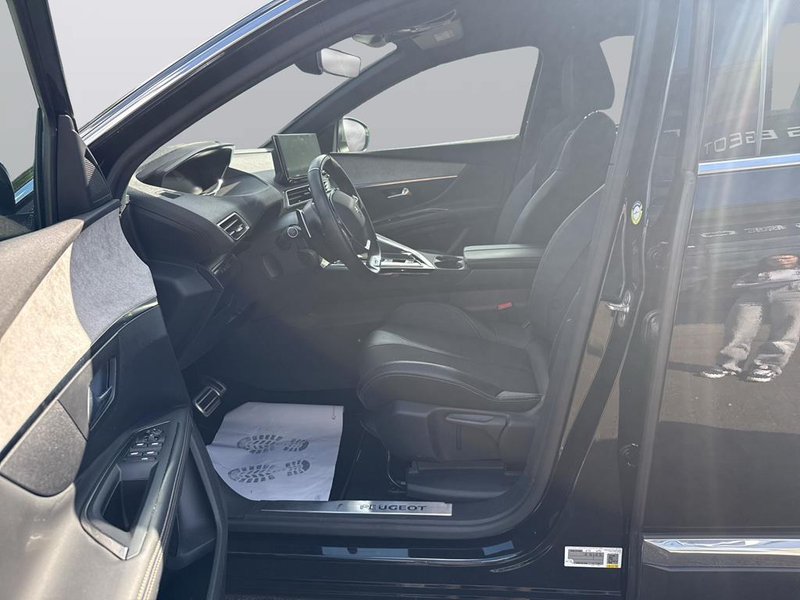 Peugeot 5008 GT PureTech 130 EAT8 — photo 12