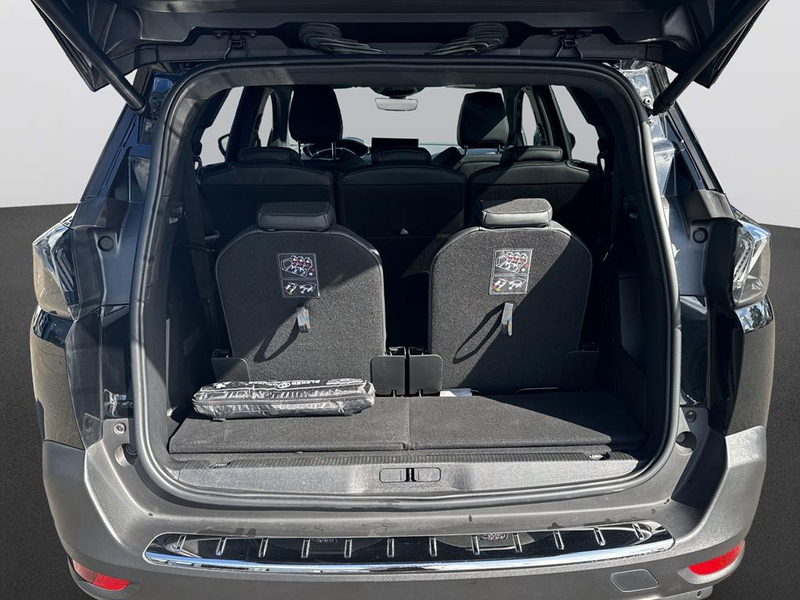 Peugeot 5008 GT PureTech 130 EAT8 — photo 8