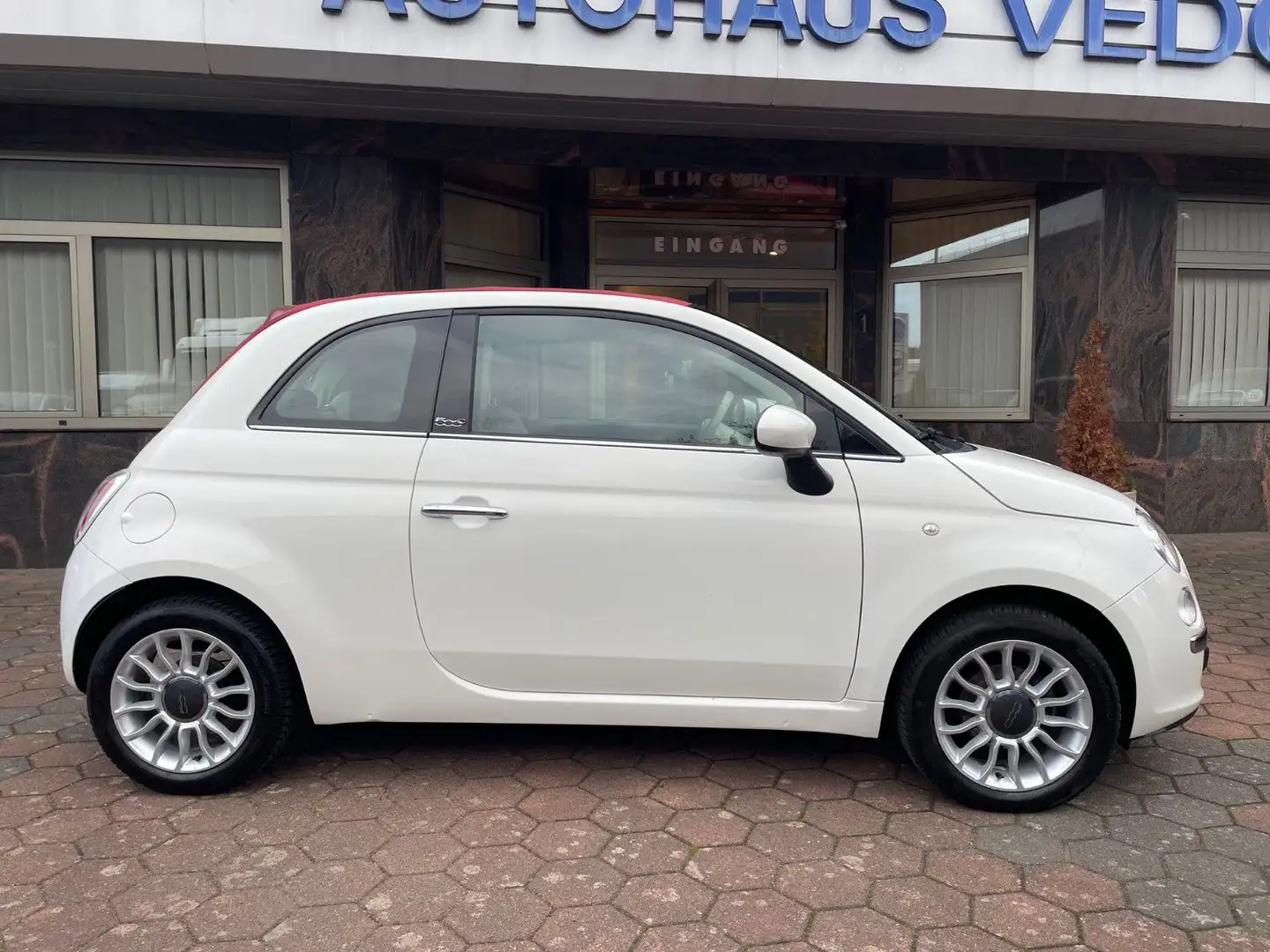 Fiat 500C Lounge Verdeck rot Inspektion neu Weiß - 1