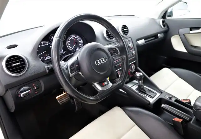 Audi S3 view 11
