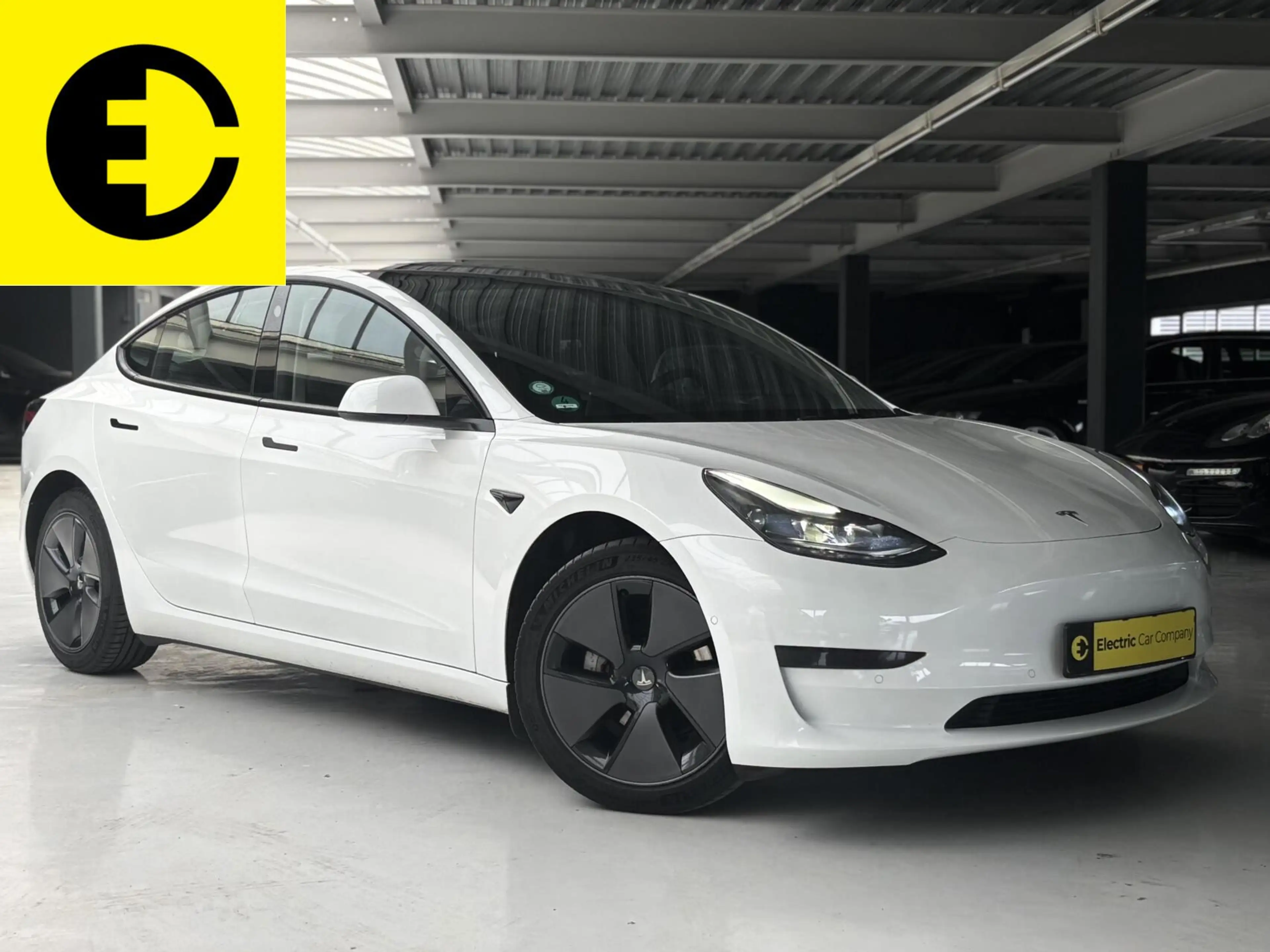 Tesla Model 3 Standard RWD Plus 60 kWh — photo 11