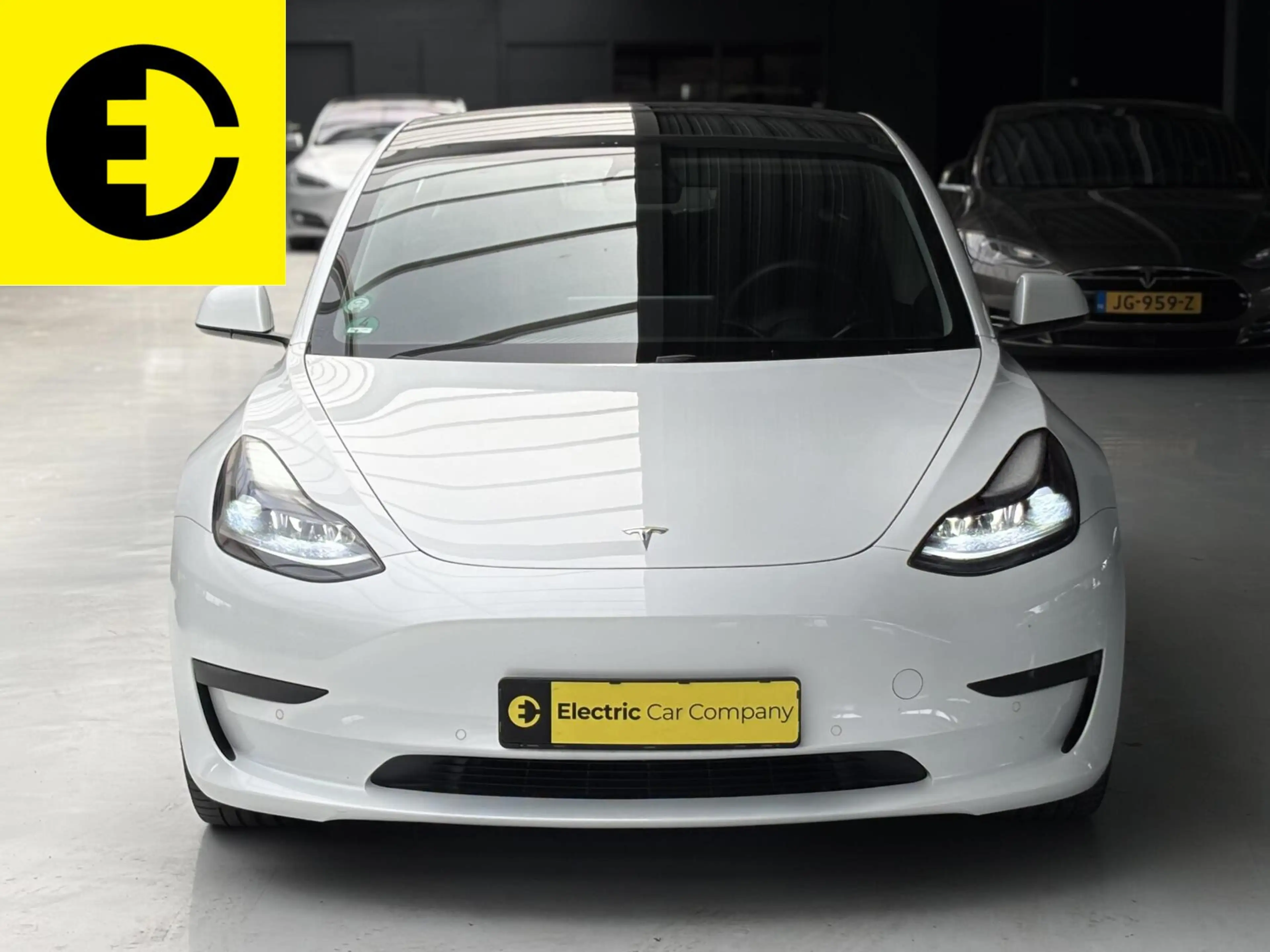 Tesla Model 3 Standard RWD Plus 60 kWh — photo 10