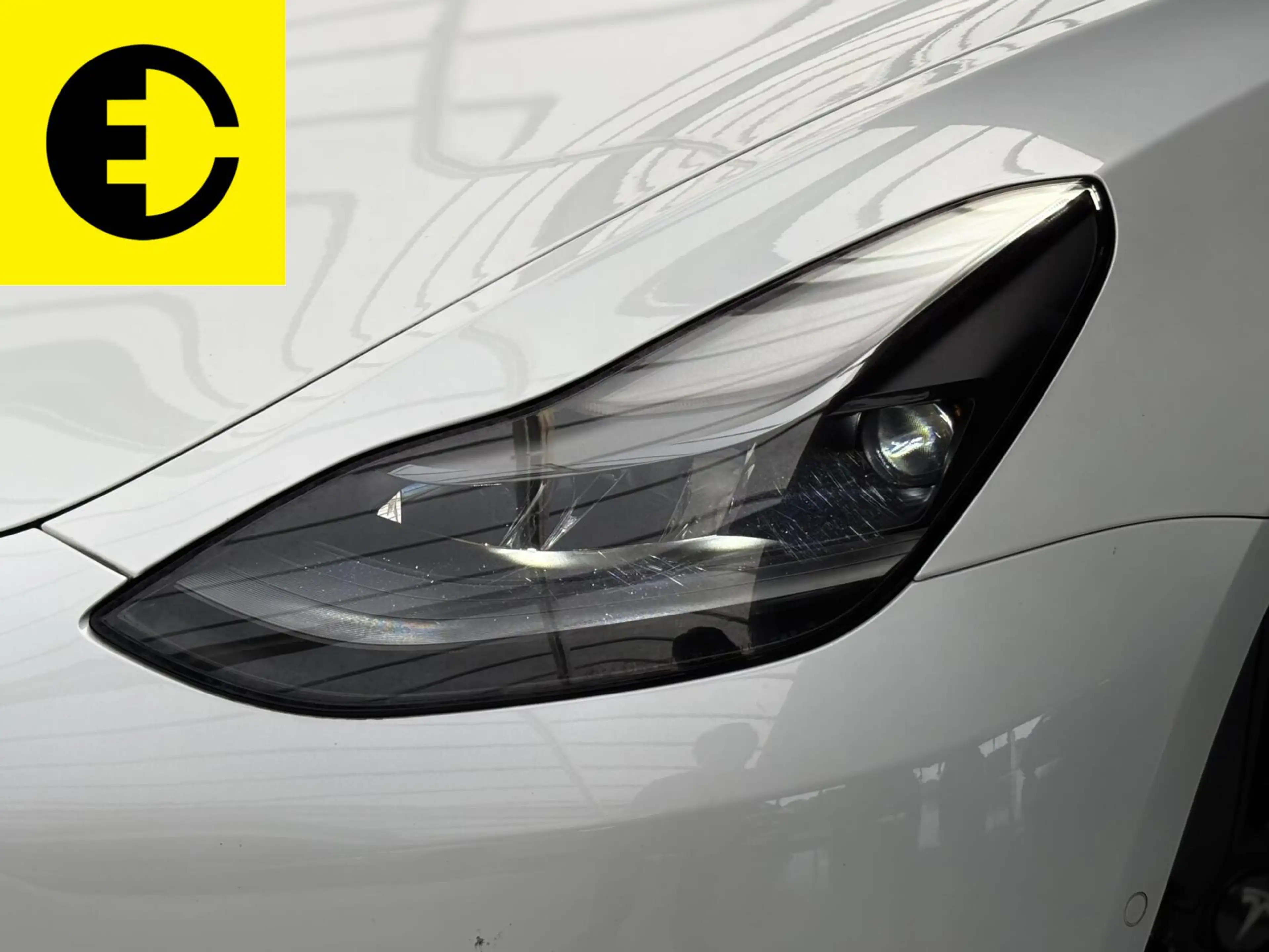 Tesla Model 3 Standard RWD Plus 60 kWh — photo 9