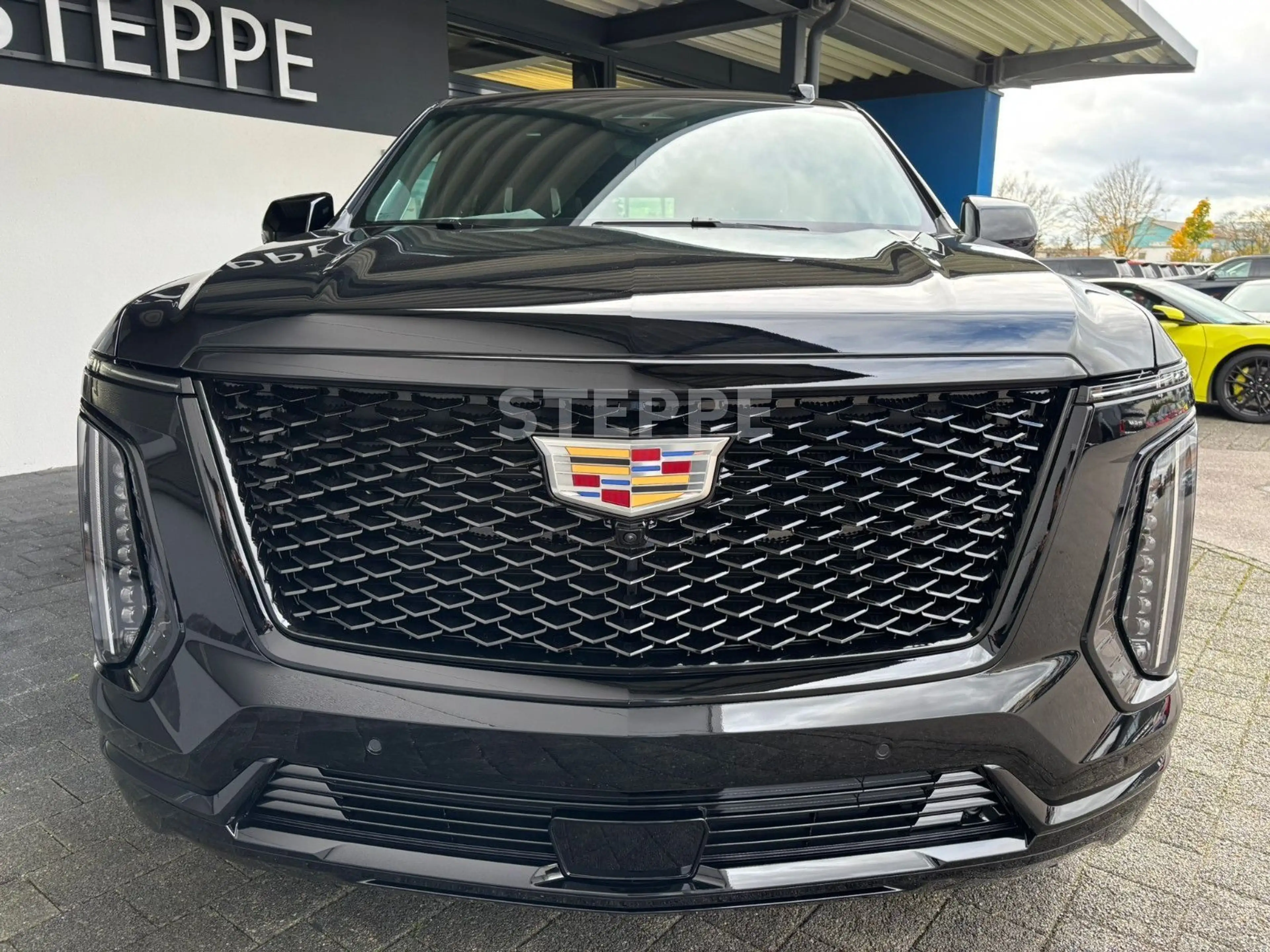 Cadillac Escalade FACELIFT MY26 6.2 V8 Sport Platinum 24" — photo 2