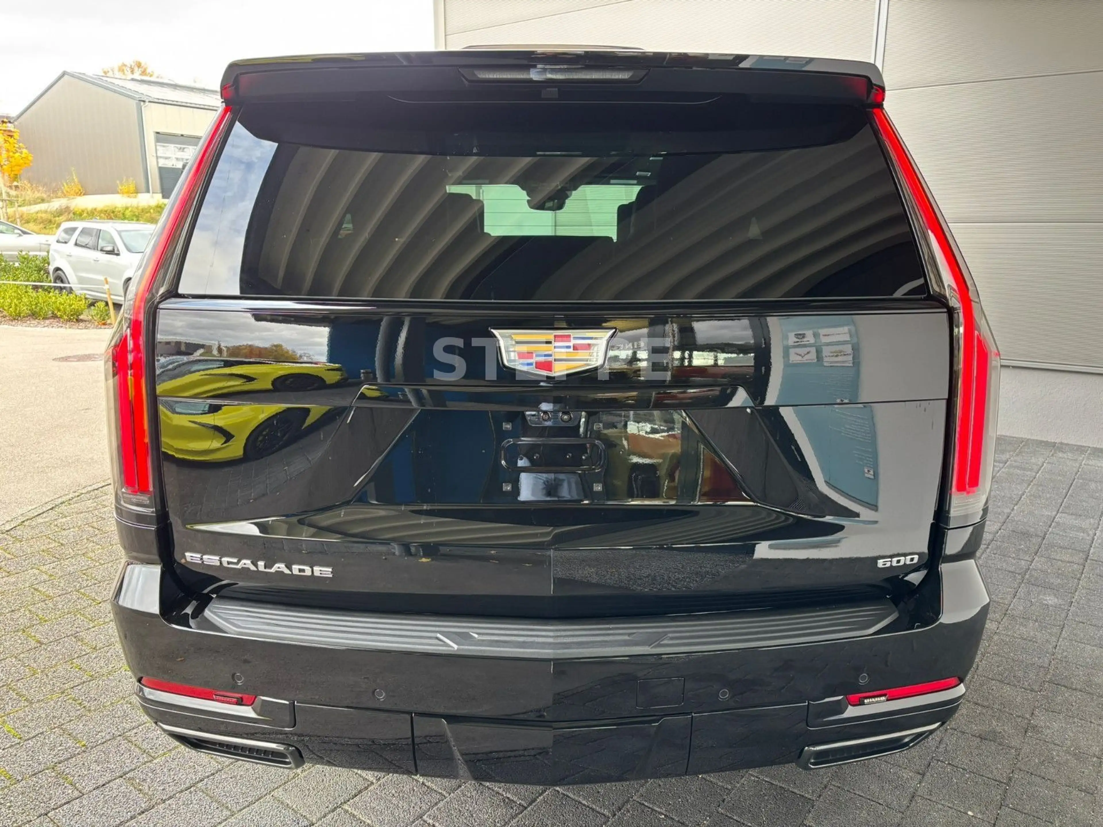Cadillac Escalade FACELIFT MY26 6.2 V8 Sport Platinum 24" — photo 5